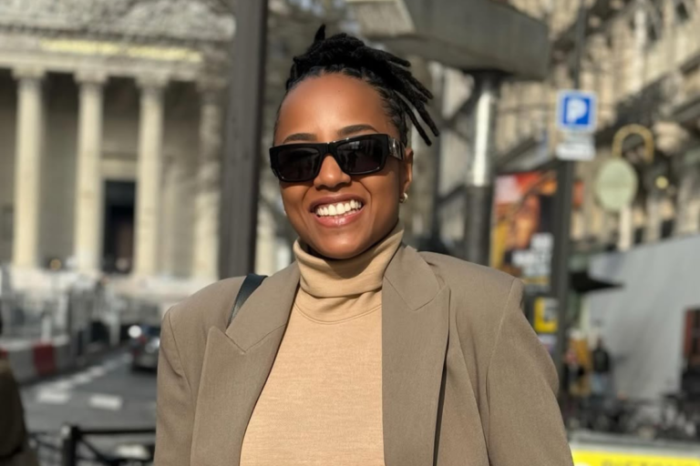 Eva RapDiva viaja a Londres para concluir mestrado após ser eleita deputada