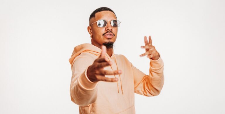 Deejay Télio lança “Álcool & Prazer” com Wet Bed Gang e anuncia novo álbum